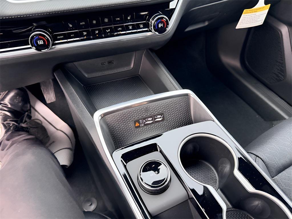 new 2026 Chevrolet Equinox car, priced at $36,860