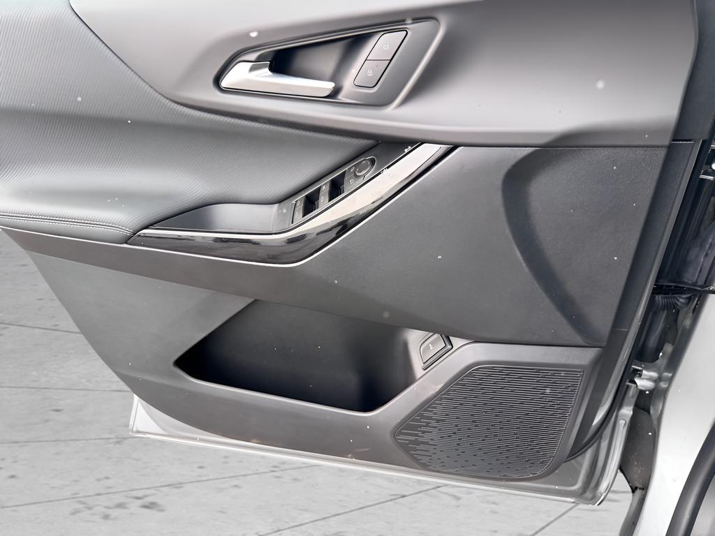 new 2026 Chevrolet Equinox car, priced at $36,060