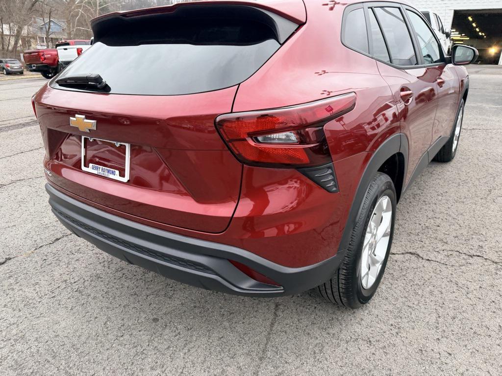 used 2024 Chevrolet Trax car, priced at $18,733