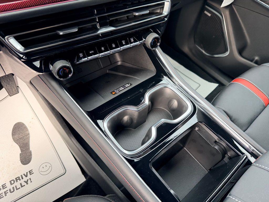 new 2026 Chevrolet Traverse car, priced at $59,855