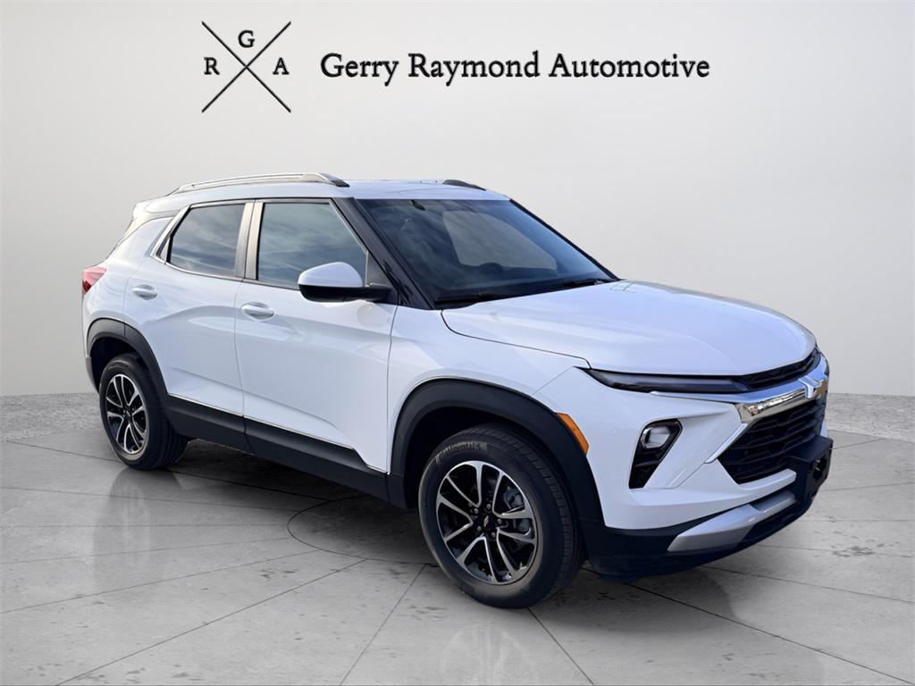 used 2025 Chevrolet TrailBlazer car, priced at $22,351