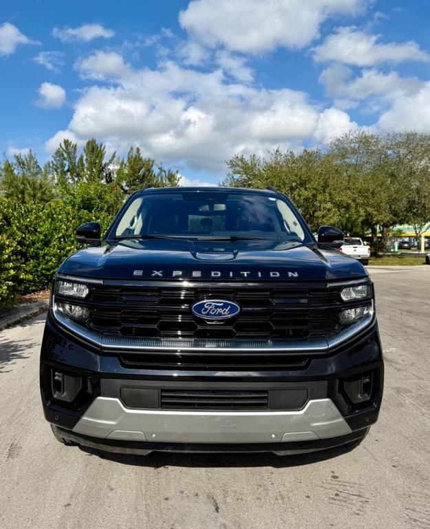 used 2025 Ford Expedition Max car, priced at $76,900