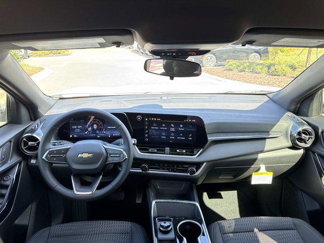 new 2026 Chevrolet Equinox car, priced at $30,495