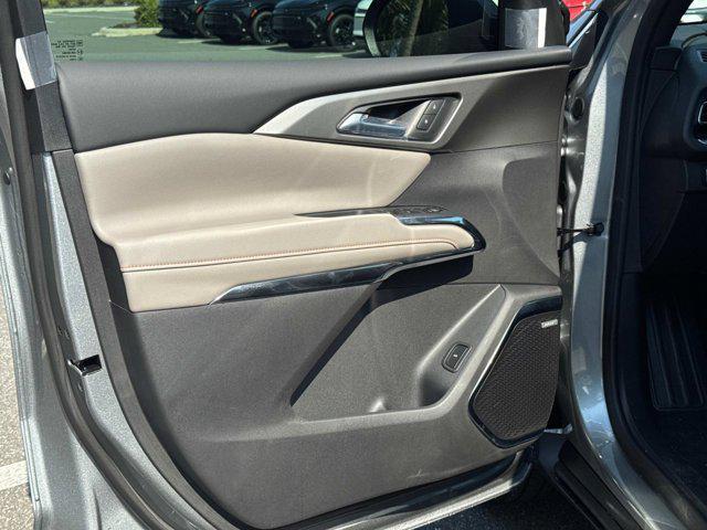 new 2026 Chevrolet Traverse car, priced at $47,855