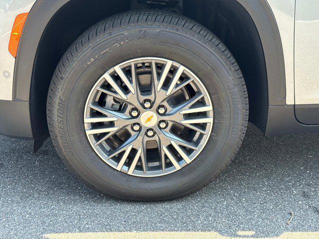 new 2026 Chevrolet Traverse car, priced at $47,855