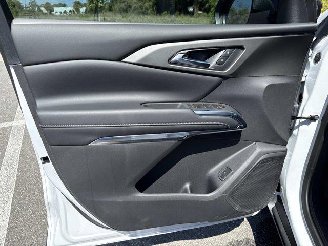 new 2026 Chevrolet Traverse car, priced at $47,305