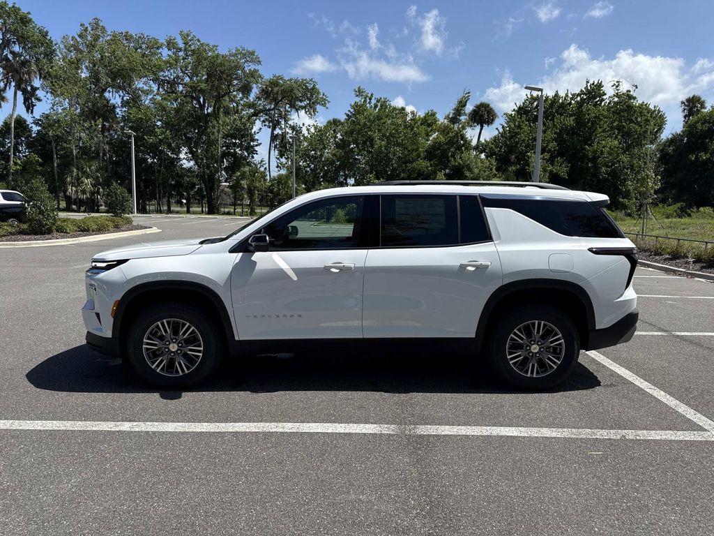 new 2026 Chevrolet Traverse car, priced at $42,795