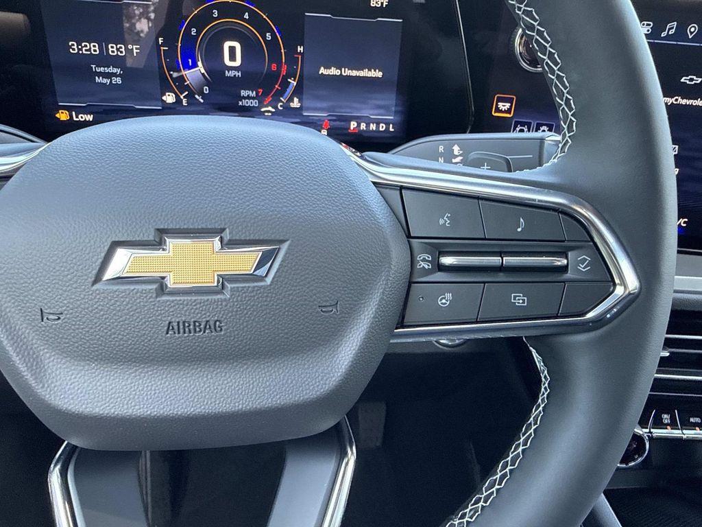 new 2026 Chevrolet Traverse car, priced at $42,795