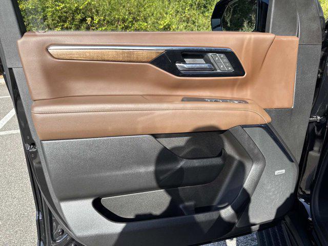 used 2025 Chevrolet Suburban car, priced at $79,995