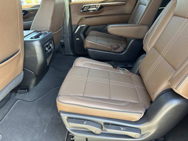 used 2025 Chevrolet Suburban car, priced at $79,995