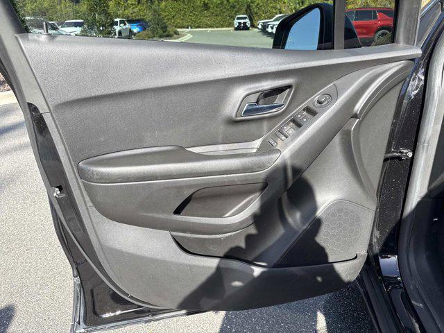 used 2022 Chevrolet Trax car, priced at $18,000