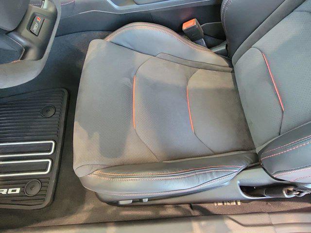 new 2023 Chevrolet Camaro car