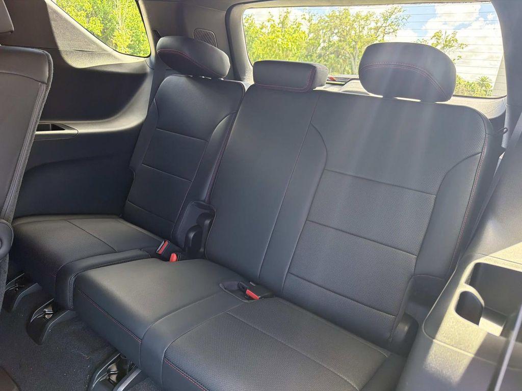new 2026 Chevrolet Traverse car, priced at $50,895