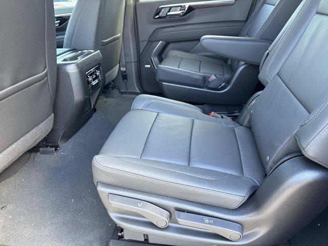 new 2026 Chevrolet Suburban car, priced at $76,905