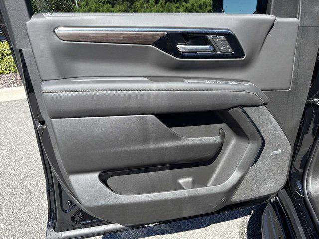 new 2026 Chevrolet Suburban car, priced at $80,895