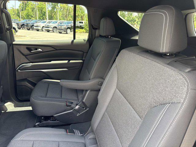 new 2026 Chevrolet Traverse car, priced at $42,795