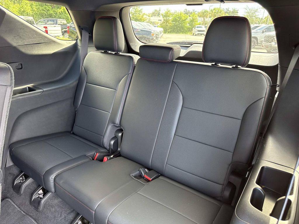 used 2026 Chevrolet Traverse car, priced at $49,897