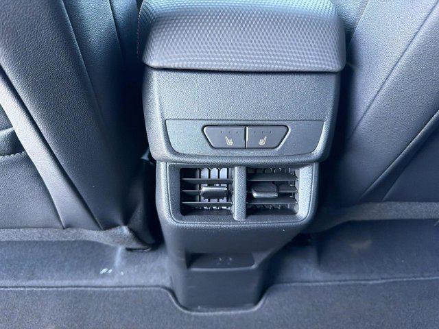 new 2026 Chevrolet Equinox car, priced at $40,040