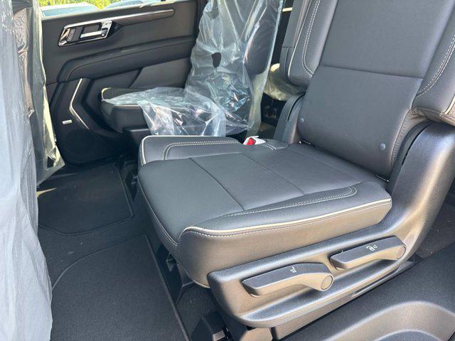 new 2025 Chevrolet Suburban car, priced at $80,320