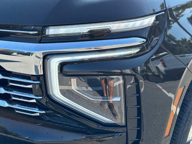 new 2025 Chevrolet Suburban car, priced at $80,320