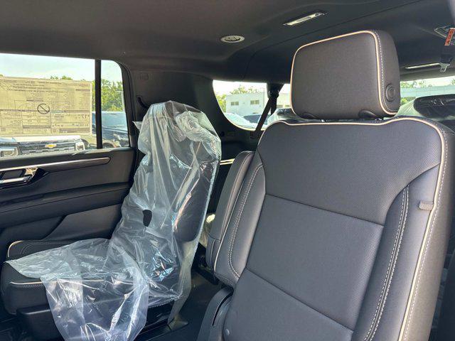 new 2025 Chevrolet Suburban car, priced at $80,320
