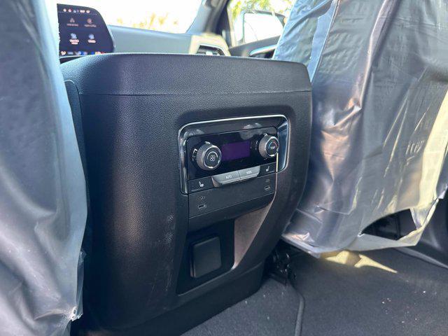 new 2025 Chevrolet Suburban car, priced at $80,320