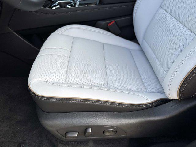 new 2026 Chevrolet Traverse car, priced at $60,260