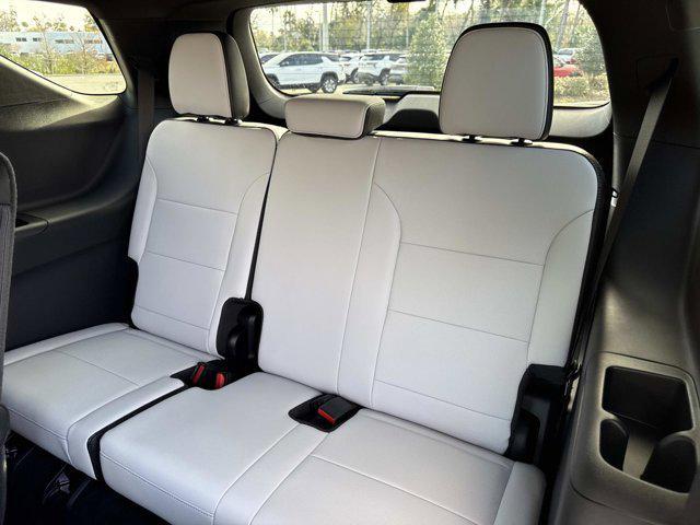 new 2026 Chevrolet Traverse car, priced at $60,260