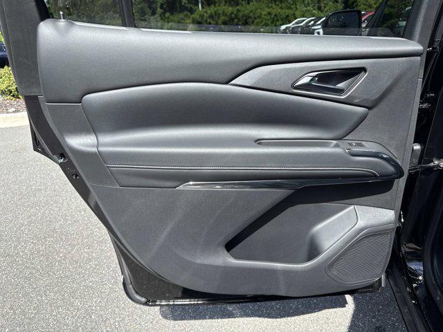 new 2026 Chevrolet Traverse car, priced at $42,695