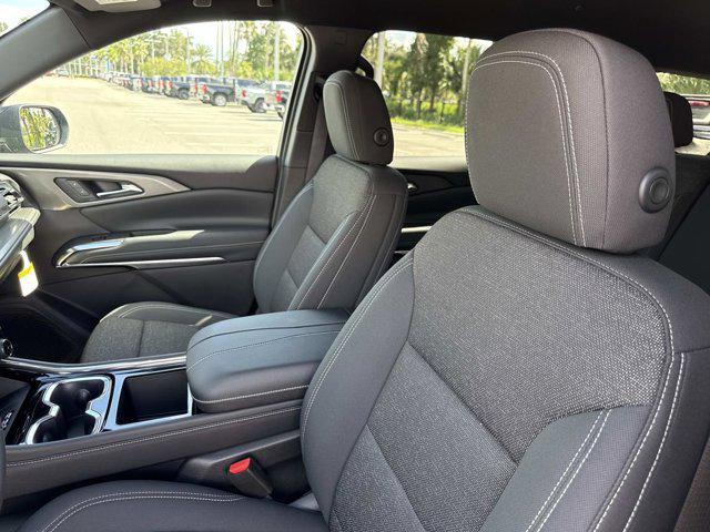 new 2026 Chevrolet Traverse car, priced at $42,695