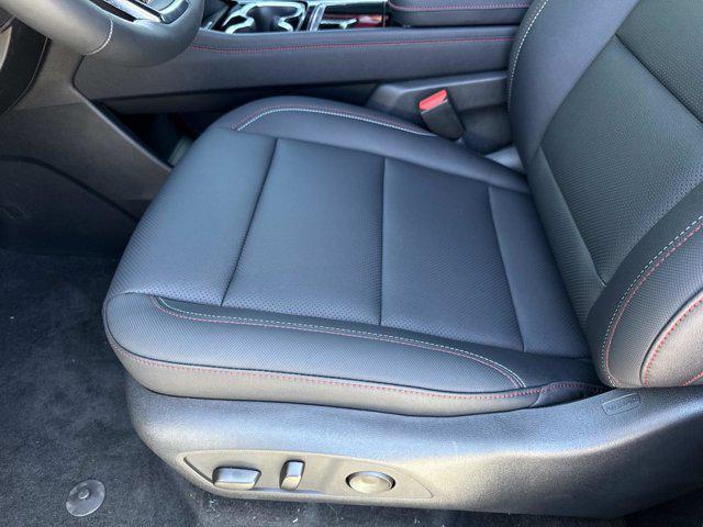 new 2026 Chevrolet Traverse car, priced at $52,120