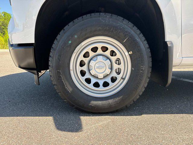 new 2025 Chevrolet Silverado 1500 car, priced at $42,630