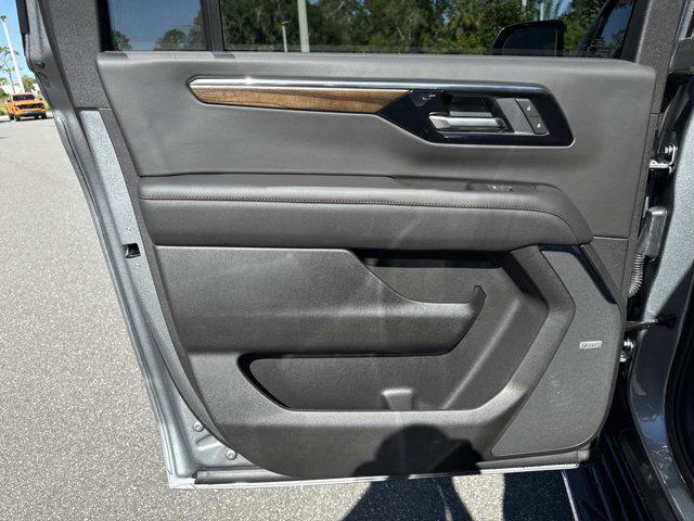 new 2026 Chevrolet Suburban car, priced at $91,085