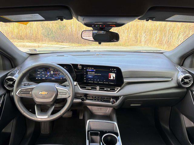 used 2025 Chevrolet Equinox car, priced at $25,510