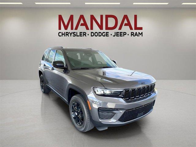 new 2025 Jeep Grand Cherokee car, priced at $37,430