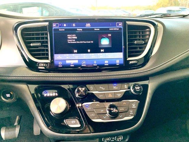 used 2021 Chrysler Pacifica car, priced at $22,500