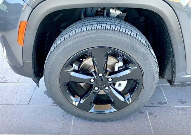 used 2023 Jeep Grand Cherokee car, priced at $31,000