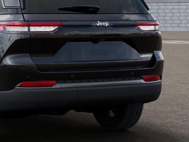 new 2026 Jeep Grand Cherokee car, priced at $43,605
