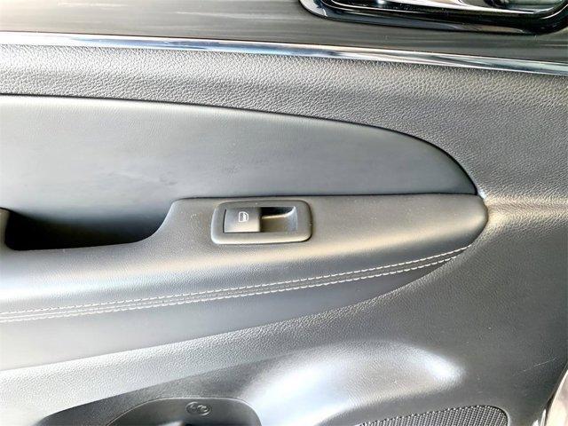 used 2021 Jeep Grand Cherokee car, priced at $25,500