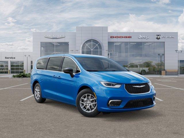 new 2026 Chrysler Pacifica car, priced at $40,280