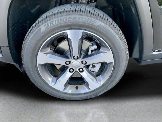 new 2025 Jeep Grand Cherokee L car, priced at $43,585