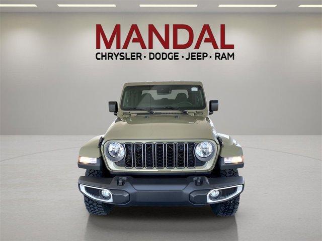 new 2025 Jeep Gladiator car, priced at $40,455
