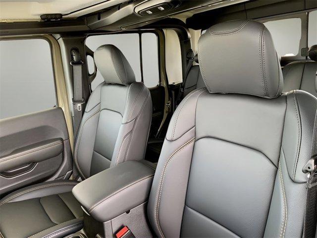 new 2025 Jeep Gladiator car, priced at $40,455