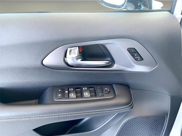 new 2026 Chrysler Pacifica car, priced at $41,712