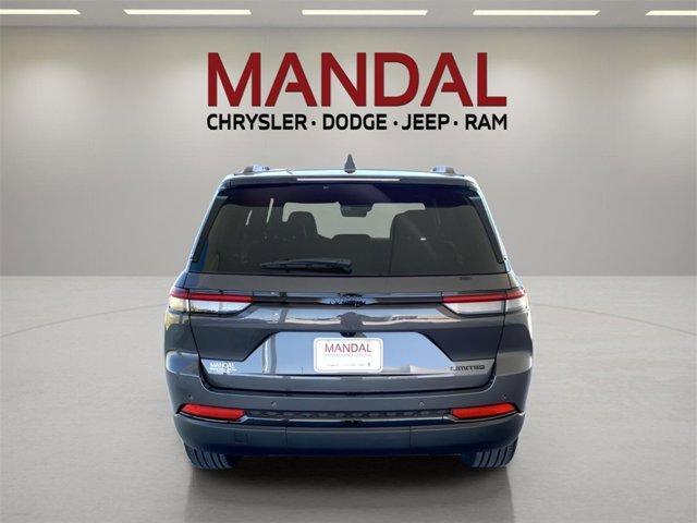 new 2025 Jeep Grand Cherokee car, priced at $43,235