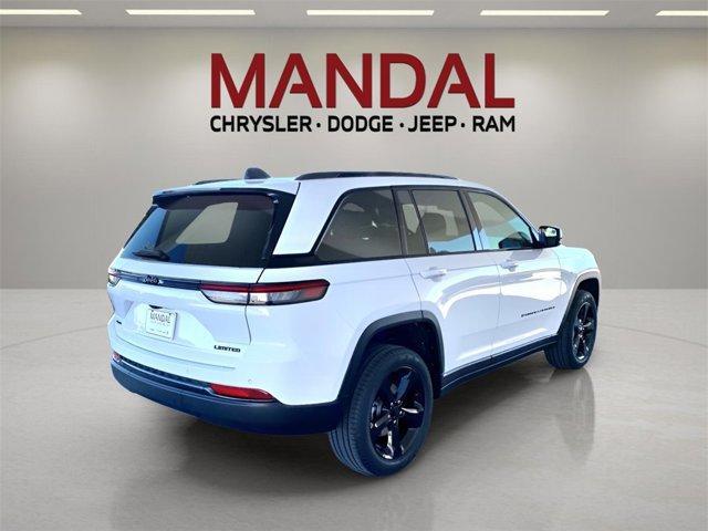 new 2025 Jeep Grand Cherokee car, priced at $43,125