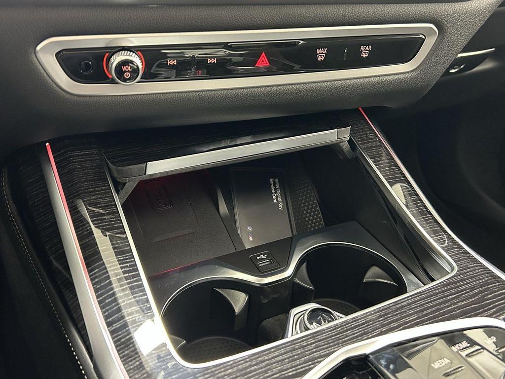 new 2026 BMW X7 car, priced at $99,050