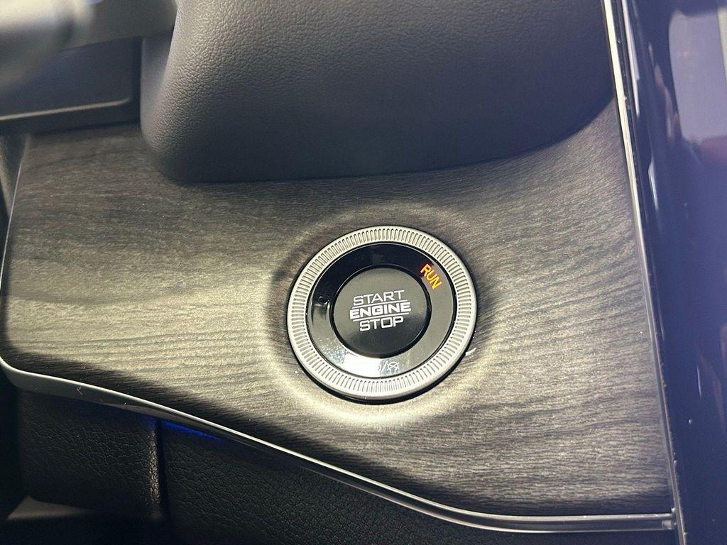 used 2024 Jeep Grand Cherokee car, priced at $41,000