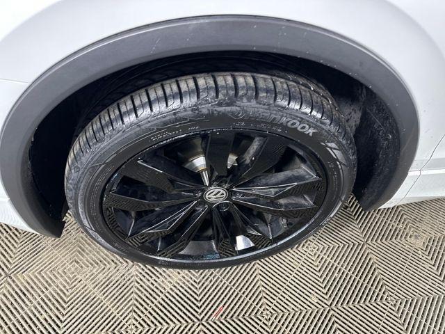 used 2021 Volkswagen Tiguan car, priced at $17,990