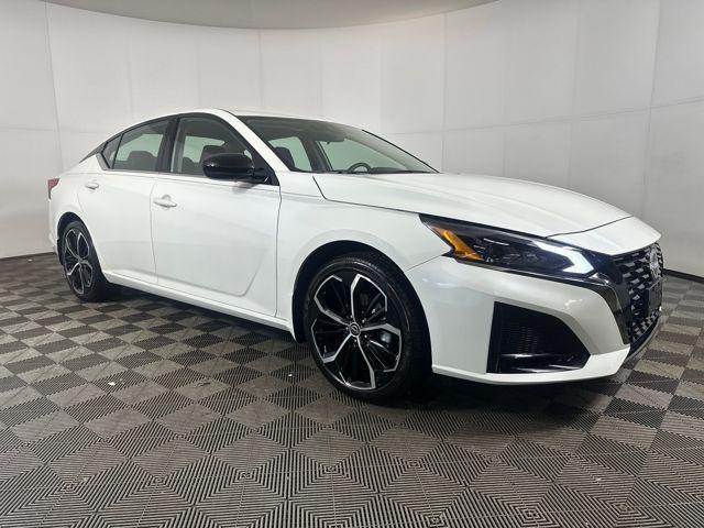 used 2025 Nissan Altima car, priced at $22,590